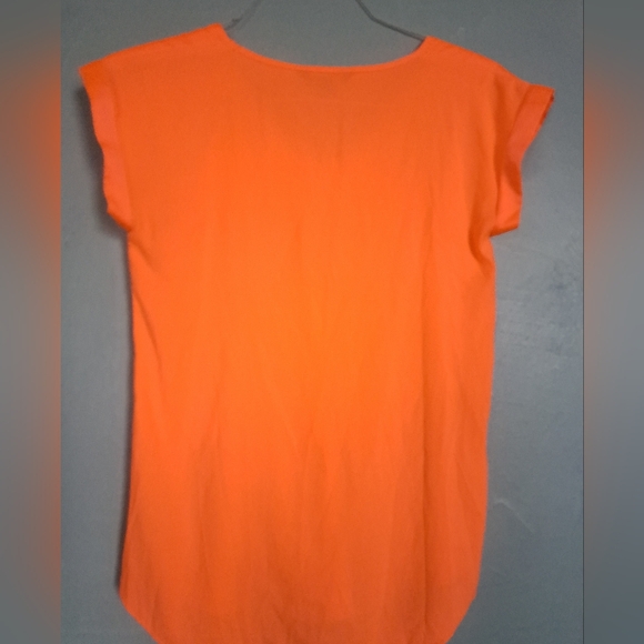 Express Top - Picture 2 of 5